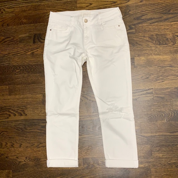 Zara Jeans Zara Loose Fit Jeans In White Rn 7732 Poshmark